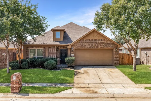 1208 PONDEROSA DR