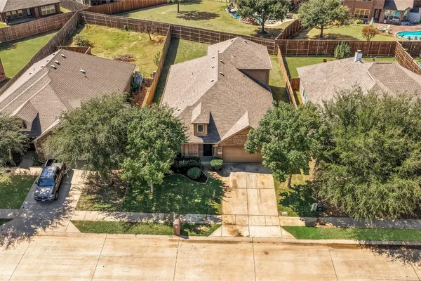 1208 PONDEROSA DR