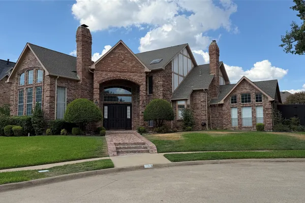 3309 WOLFE CT