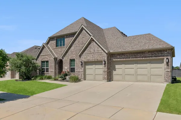 7025 CENTRAL CT