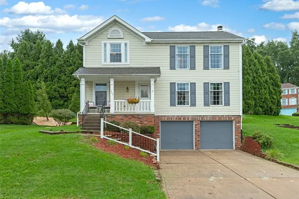 223 LEASIDE DR