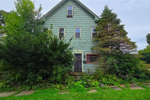 313 COAL ST