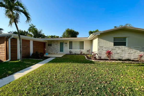 3251 SW 23RD CT