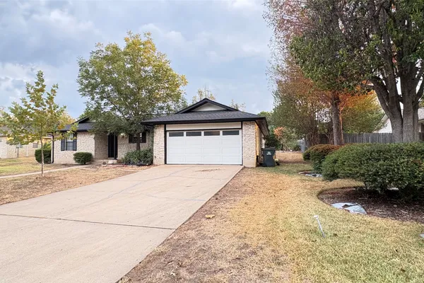 113 OAKLAND DR