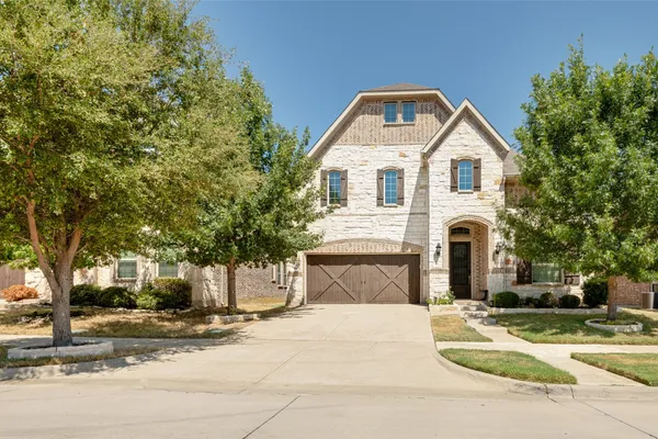 911 MOUNTAIN LAUREL DR
