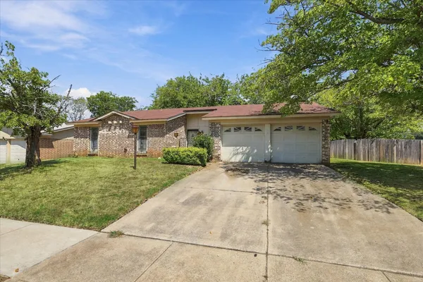 200 QUAIL CREEK DR