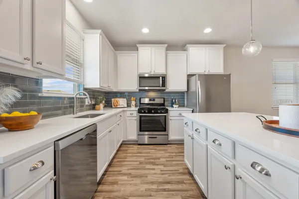 1209 DAWSON DUNE CV