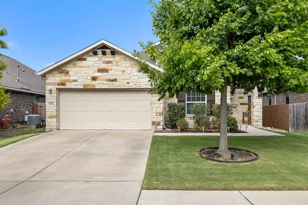 8042 AREZZO DR