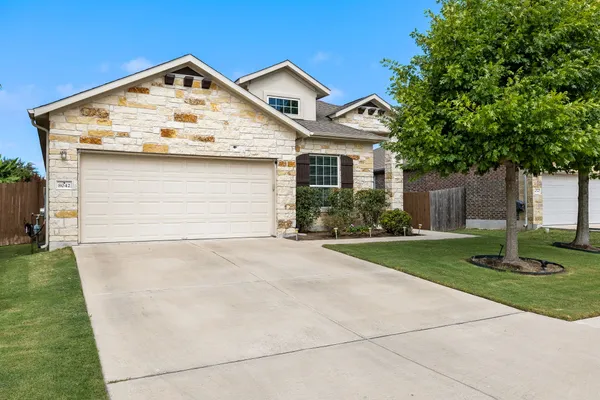 8042 AREZZO DR