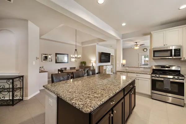 8042 AREZZO DR