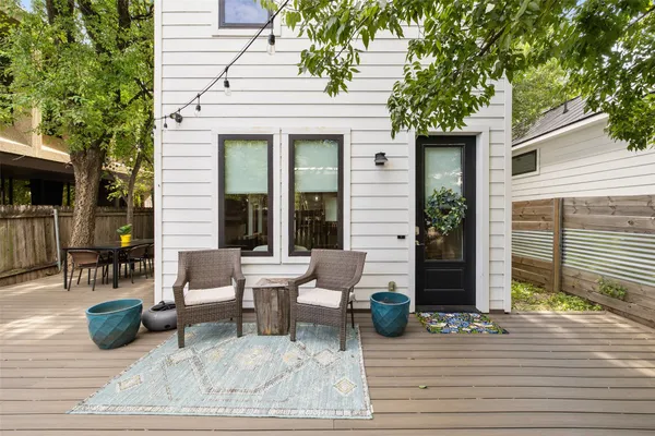5307 HARMON AVE 2