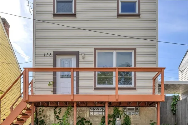 128 WEBER WAY