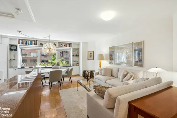 20 SUTTON PL 6B