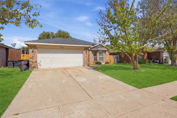 2332 CORRAL DR