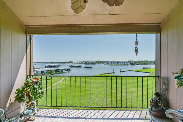 15575 MARINA DR 315C