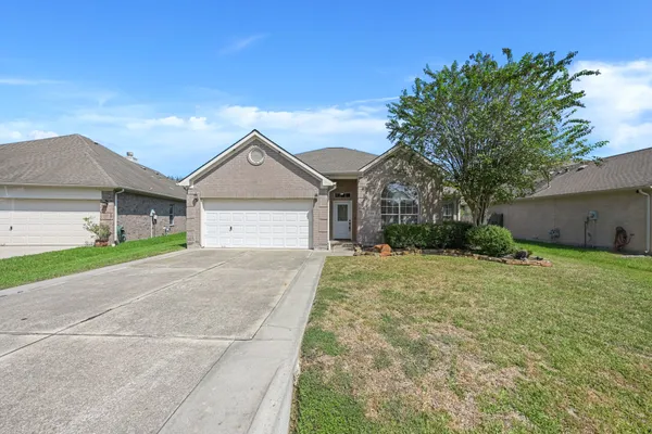 9314 E LAKESIDE DR