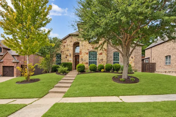 1108 NAVAJO DR