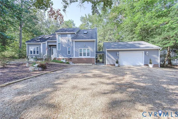 3535 HILTON DR
