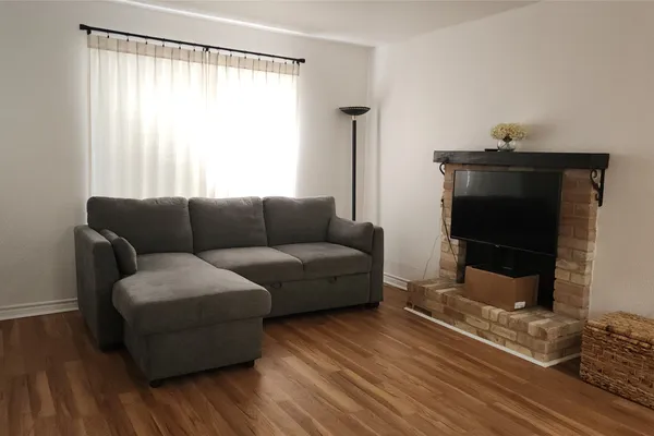 2100 WILCREST DR 116