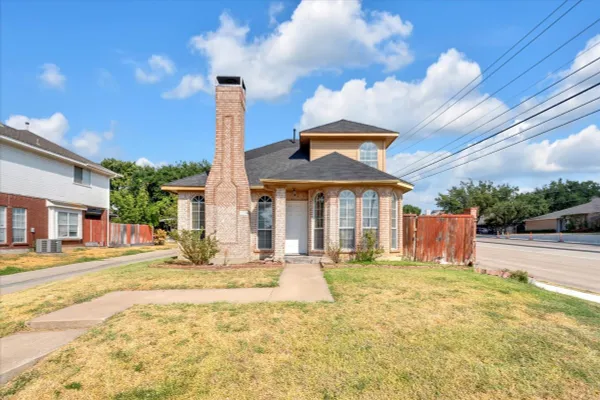 2200 MEADOWSTONE DR
