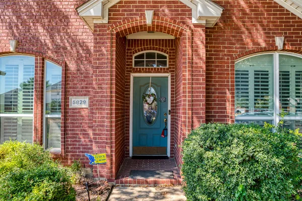 5829 ECHO BLUFF DR