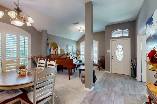 5829 ECHO BLUFF DR