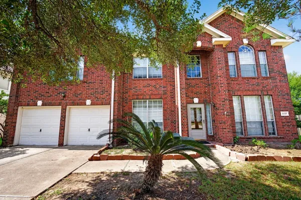 1410 PINE FOREST DR