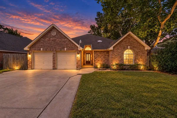 11114 KIRWIN LN