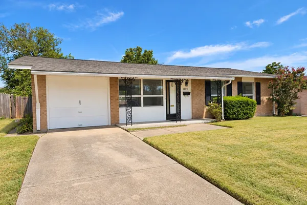 3609 GLACIER LN
