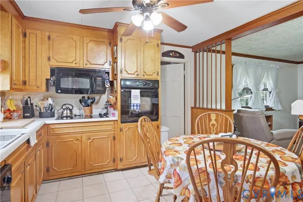 310 RAVENSCROFT DR