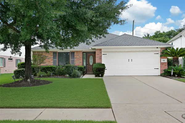 614 LINDEN MANOR CT