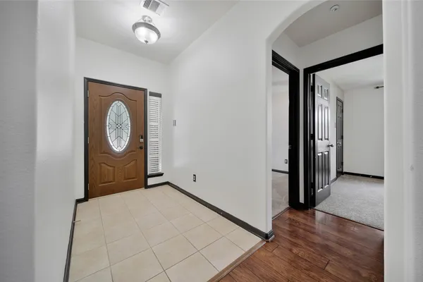 614 LINDEN MANOR CT
