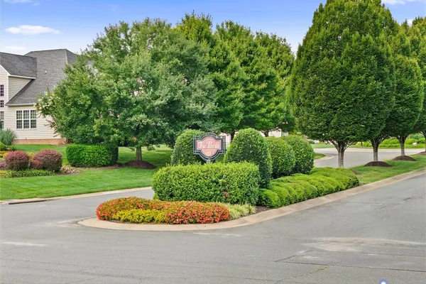 1663 CENTERVILLE PARKE LN