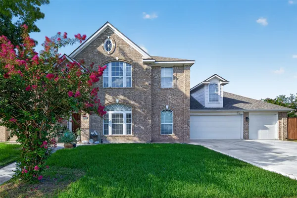 6822 CRYSTAL POINT DR