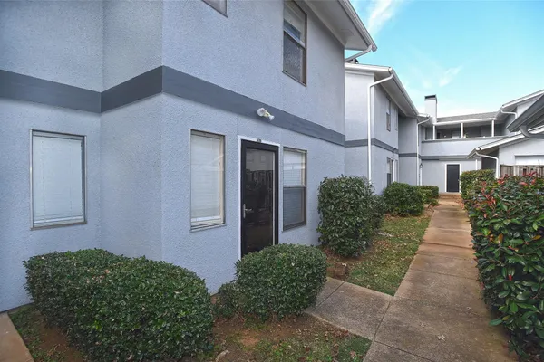 619 TIMBERLINE DR