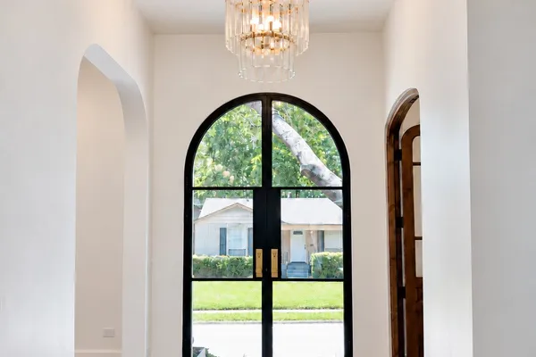 7327 CASA LOMA AVE