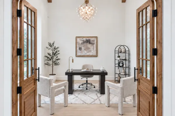 7327 CASA LOMA AVE