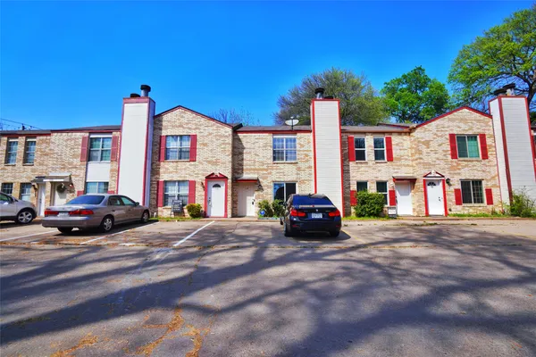 119 AUSTIN STONE DR