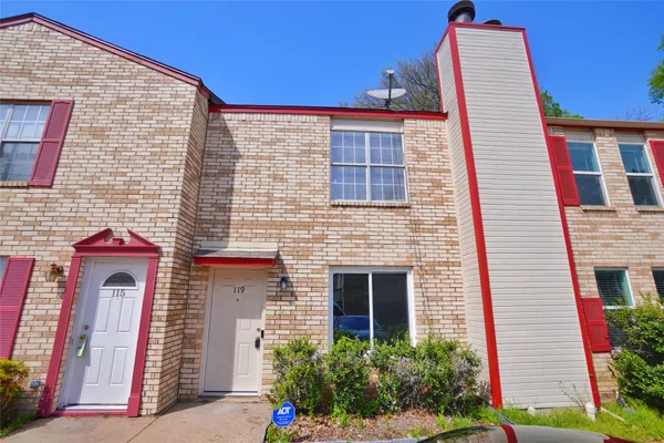 119 AUSTIN STONE DR