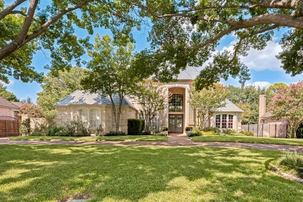1108 CHATSWORTH CT
