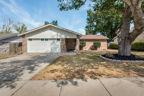 5909 KARY LYNN DR