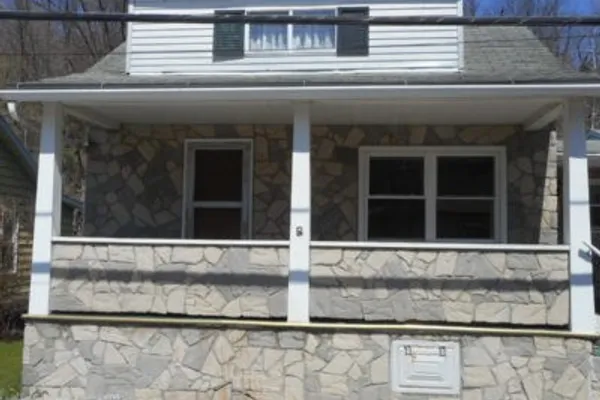 317 PIKE RUN DR