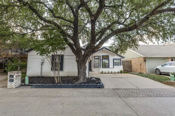 3207 BASIL CT