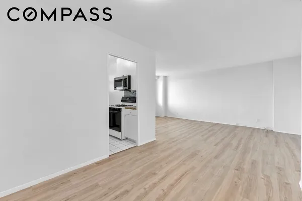 5700 ARLINGTON AVE 10D