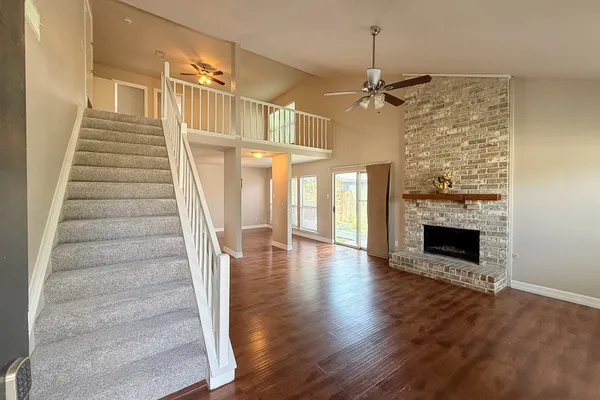 3543 DUNCASTER DR