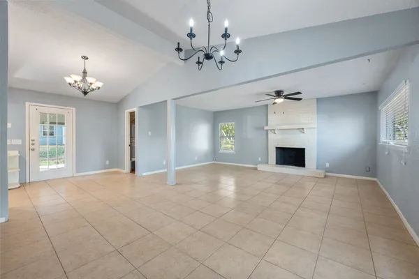 1514 LURAY DR