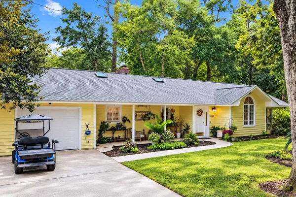 2135 BRUNSWICK CIR