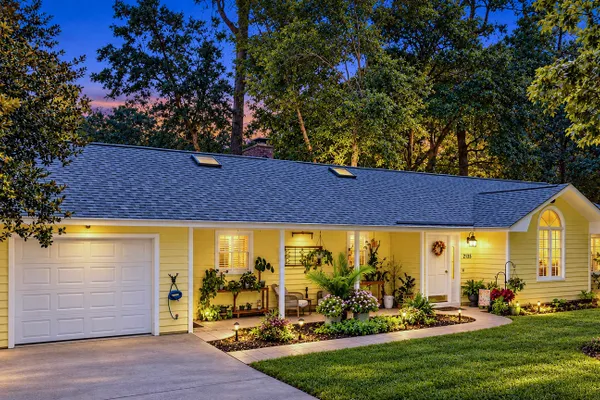 2135 BRUNSWICK CIR