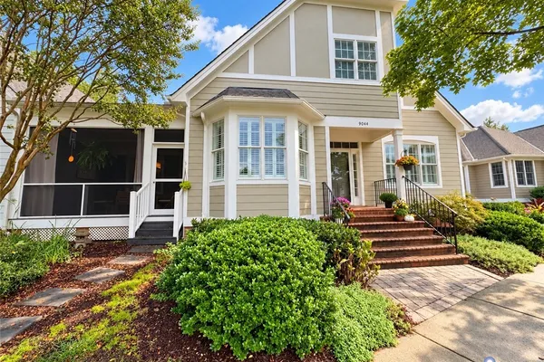 9044 AMBERHILL LOOP