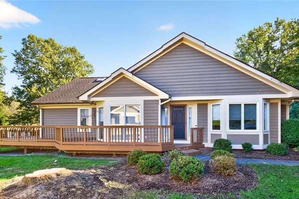 1111 HILLSBORO COVE CIR